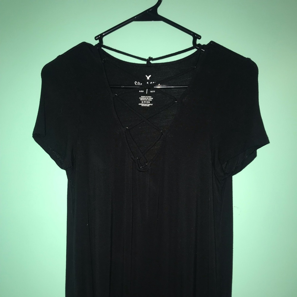 American Eagle cross tee